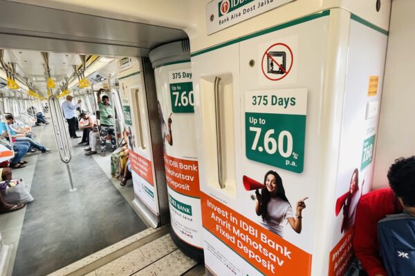 3. Branding Inside the Metro for IDBI Bank